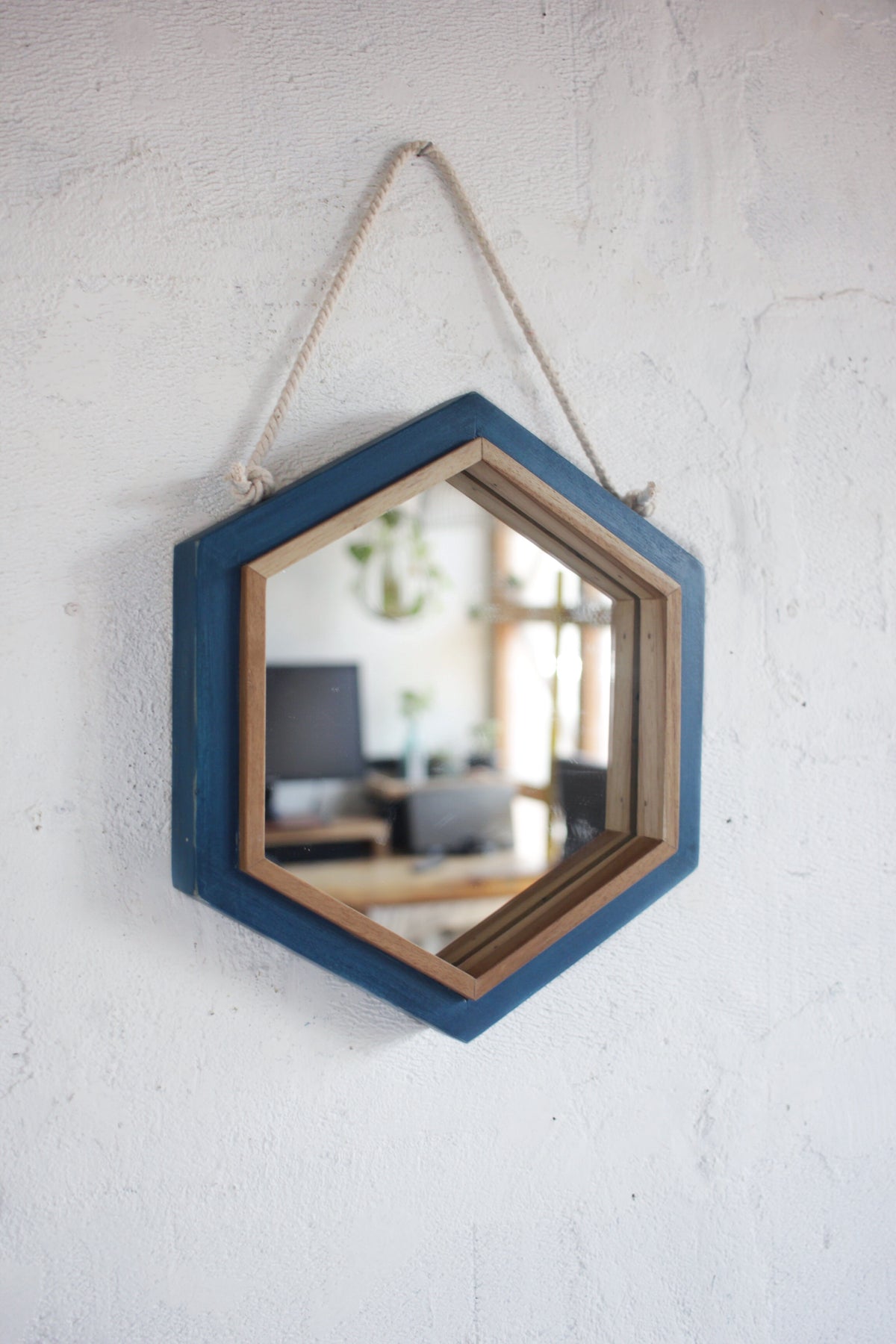 Hex Mirror