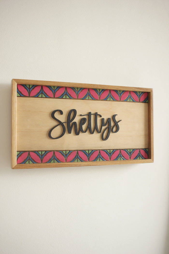 Circle Motif Border Sign