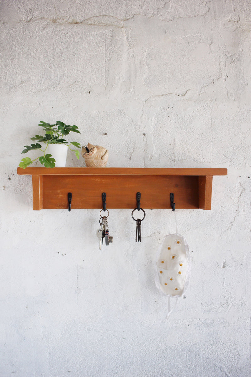 Simple Shelf